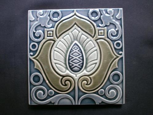 Art nouveau tegel, Antiek en Kunst, Antiek | Wandborden en Tegels, Ophalen of Verzenden