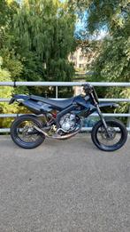 Derbi senda SM 77cc metrakit (80cc), Fietsen en Brommers, Brommers | Derbi, Ophalen, 6 versnellingen, Maximaal 45 km/u, Zo goed als nieuw