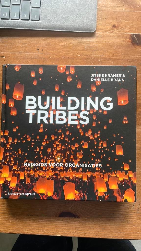 Jitske Kramer - Building Tribes, Boeken, Wetenschap, Zo goed als nieuw, Sociale wetenschap, Ophalen of Verzenden
