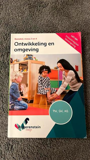 Ontwikkeling en omgeving boek beschikbaar voor biedingen