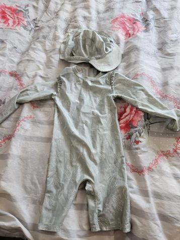 H&M Zwemkleding maat 98/104 met petje beschikbaar voor biedingen