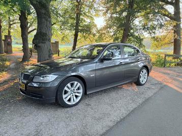 BMW 330i E90 2006 Grijs beschikbaar voor biedingen