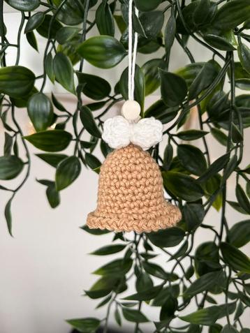 Gehaakt Belletje Ornament beschikbaar voor biedingen