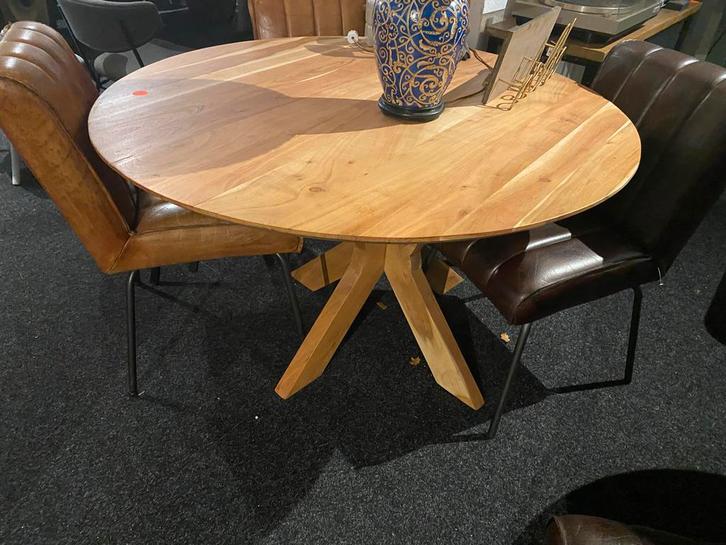 Massief Acacia Houten Tafel - 130cm B-keus, Huis en Inrichting, Tafels | Eettafels, Nieuw, 100 tot 150 cm, 100 tot 150 cm, Vijf personen of meer