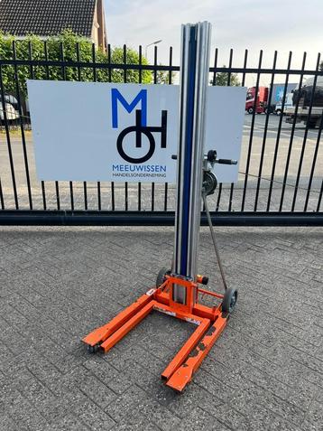 Sumner 2210 kanaallift/kanaal lift/materiaal lift 300CM 135K beschikbaar voor biedingen
