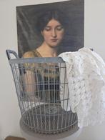 Grote oude draadmand aardappelmand, Ophalen