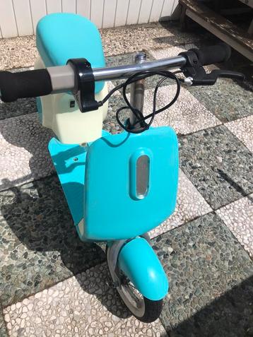 Razor elektrische kinder scooter beschikbaar voor biedingen