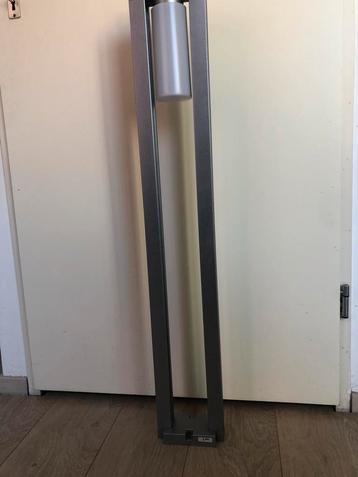 Tuinlamp nieuw in doos beschikbaar voor biedingen