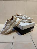 Dwars sneakers, Beige, Nieuw, Ophalen of Verzenden, Dwars