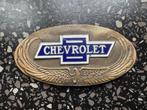 Mooi Chevrolet embleem / badge. Twee-delig tbv. uw oldtimer., Ophalen of Verzenden, Gebruikt, Reclamebord