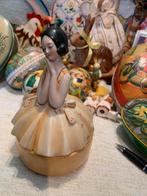 Vintage Halfdoll Porseleinen powder box, Antiek en Kunst, Ophalen of Verzenden