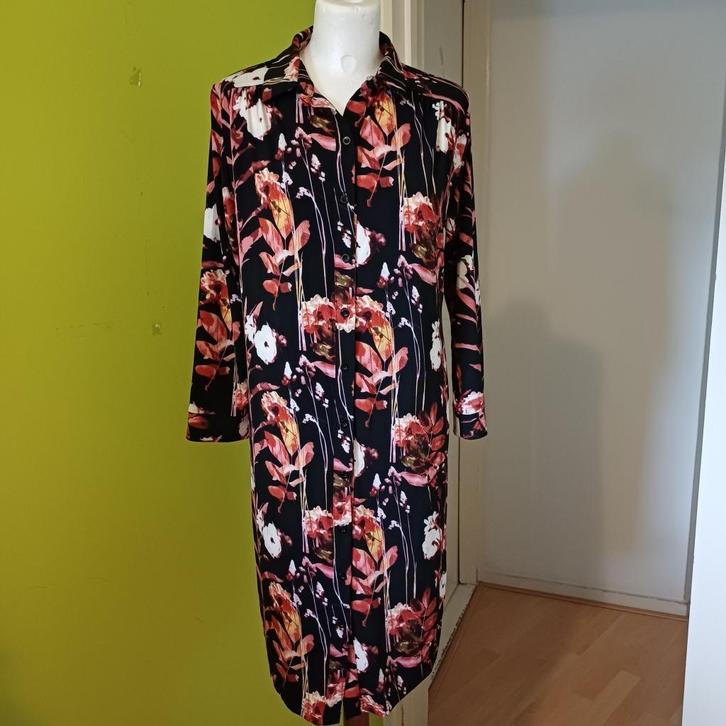 Mooie knoopjurk van Norah maat L, Kleding | Dames, Jurken, Zo goed als nieuw, Maat 42/44 (L), Zwart, Ophalen of Verzenden