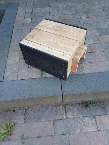 Egelhuisje  beschikbaar voor biedingen