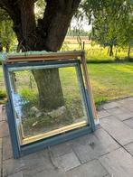 Groot Velux dakraam met hor en verduistering, Gebruikt, Raamkozijn, Inclusief glas, 75 tot 150 cm