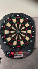 Electrisch dartbord Koto met veel pijlen, Sport en Fitness, Darts, Ophalen, Zo goed als nieuw, Dartbord