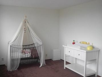 Baby Ledikant Metaal beschikbaar voor biedingen