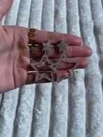 Zilveren oorbellen met nep diamanten, Hangers, Nieuw, Ophalen of Verzenden, Met edelsteen