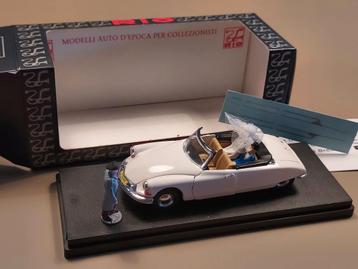 Citroën DS19 Cabriolet +bruidspaar +chauffeur Rio 1:43 zgan beschikbaar voor biedingen
