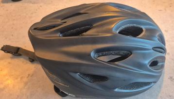 AGU fietshelm maat L/XL model CROPAN beschikbaar voor biedingen