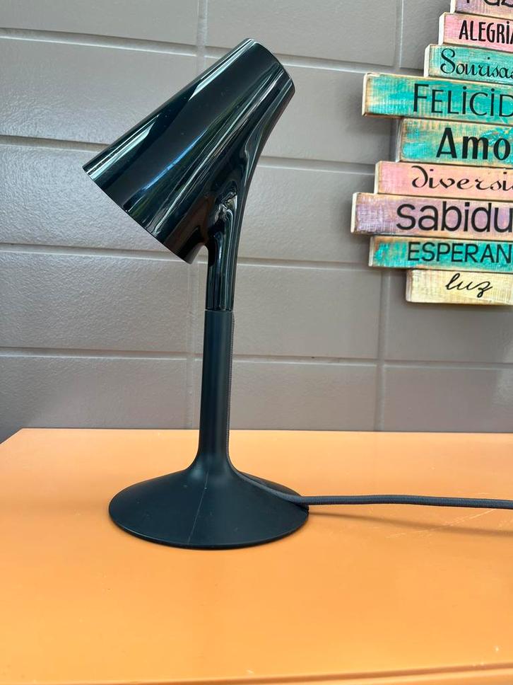 Design tafellamp  exclusief PHILIPS LIRIO  model  PICULET, Huis en Inrichting, Lampen | Tafellampen, Minder dan 50 cm, Kunststof