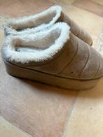 Gedragen sloffen, Beige, Ophalen of Verzenden, Pantoffels of Sloffen, Gedragen
