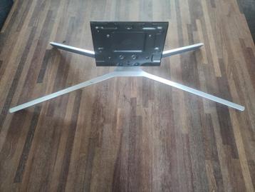 KU6500-55 B/K Stand neck beschikbaar voor biedingen