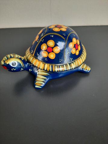 Terracotta beschilderde schilpad origineel uit Mexico beschikbaar voor biedingen