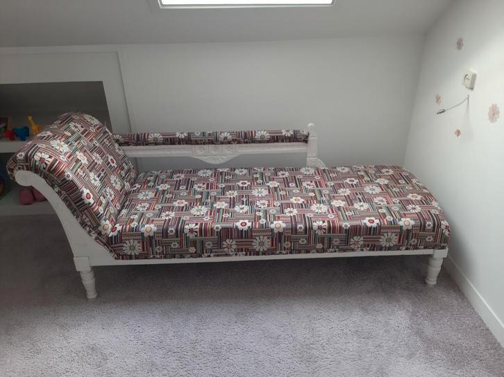 Antieke chaise longue / daybed, Huis en Inrichting, Banken | Sofa's en Chaises Longues, Ophalen
