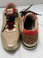 4 paar voor € 45,-- 3 paar sneakers en 1 paar zomerlaarsjes, Kleding | Dames, Schoenen, Overige kleuren, Overige typen, Ophalen of Verzenden