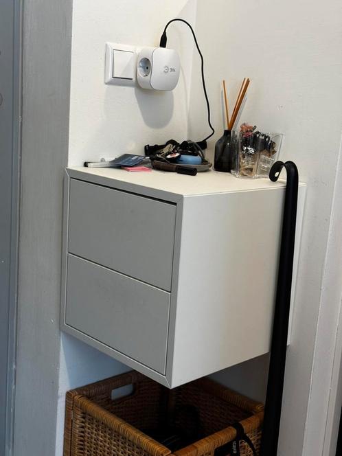 IKEA EKET wandkast met 2 lades – wit – 35x35x35 cm, Huis en Inrichting, Kasten | Schoenenkasten, Zo goed als nieuw, Ophalen