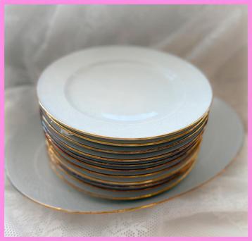 Brocant gebakstel gebakbordjes gebakset high tea servies beschikbaar voor biedingen