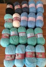 Essentials medium acryl garen 19 bollen, Hobby en Vrije tijd, Breien en Haken, Ophalen of Verzenden, Zo goed als nieuw, Breien of Haken