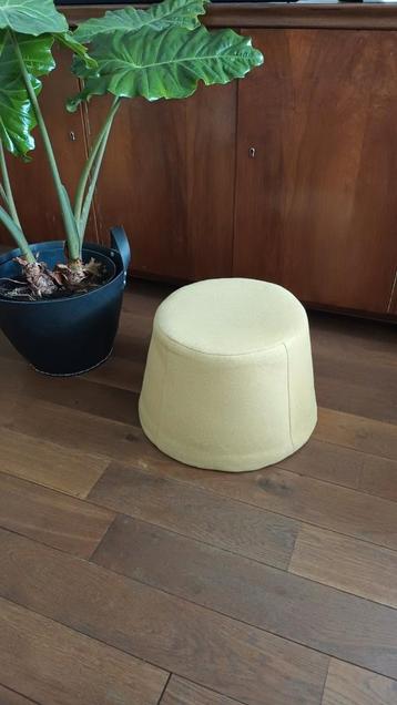 Poef Søstrene Grene beschikbaar voor biedingen