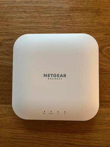 Netgear WAX214 access point beschikbaar voor biedingen