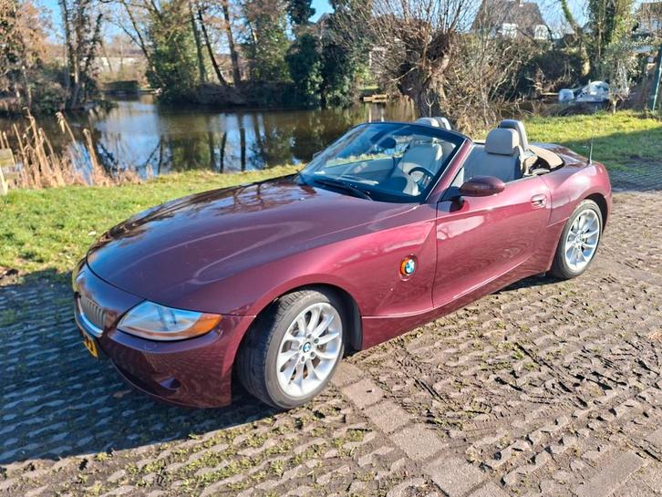 BUITENKANS: BMW Z4 ROADSTER 6 CYLINDER 3.0 AUTOMAAT 2003, Auto's, BMW, Particulier, Z4, ABS, Airbags, Airconditioning, Alarm, Bluetooth