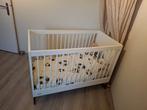 Ledikant en commode te koop, Kinderen en Baby's, Babywiegjes en Ledikanten, Ophalen, Ledikant