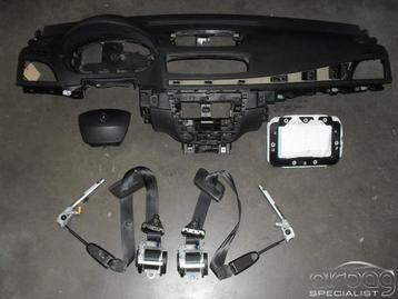 Renault Megane 2009-2015 airbag set dashboard gordel set     beschikbaar voor biedingen