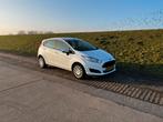 Ford Fiësta 1.0 48KW/65PK 5D 2016 Wit, Auto's, Stof, 40 €/maand, 525 kg, Origineel Nederlands