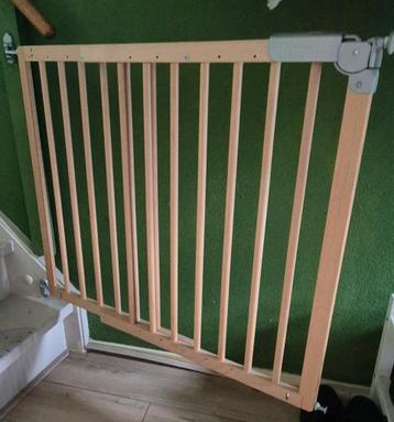 Houten Traphekje beschikbaar voor biedingen