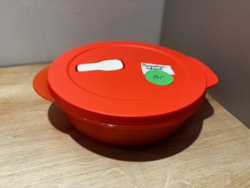 Tupperware - magnetron bord (drievaks) - 15 euro beschikbaar voor biedingen