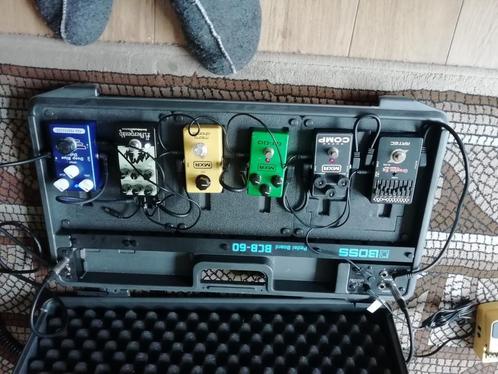 various pedals without pedalboard (sold) ., Muziek en Instrumenten, Effecten, Zo goed als nieuw, Ophalen of Verzenden