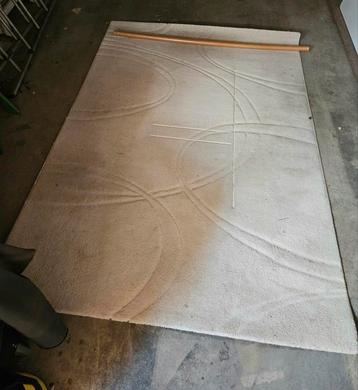 2 Gratis Vloerkleden - Gebruikt beschikbaar voor biedingen