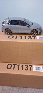 Volkswagen Golf GTI VIII Maansteengrijs OT1137, Hobby en Vrije tijd, Modelauto's | 1:18, Ophalen of Verzenden, Nieuw, Auto, OttOMobile