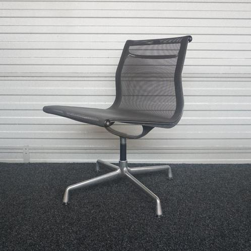 Vitra EA 106 Design Stoel | Vergaderstoel | Netweave | Grijs, Huis en Inrichting, Stoelen, Gebruikt, Vijf, Zes of meer stoelen