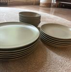 Ikea serviesset groen, Ophalen, Zo goed als nieuw, Overige stijlen, Compleet servies