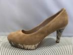 Verdi shoes, maat 37. Prachtige lichtbruine suède pumps., Bruin, Verzenden, Zo goed als nieuw, Schoenen met hoge hakken