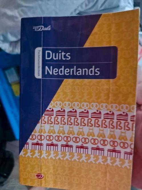Van Dale pocketwoordenboek Duits-Nederlands, Boeken, Woordenboeken, Zo goed als nieuw, Duits, Van Dale, Ophalen of Verzenden