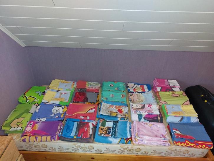 Dekbedovertrek 1 persoons zomer en winter, Huis en Inrichting, Slaapkamer | Beddengoed, Zo goed als nieuw, Dekbedovertrek, Eenpersoons