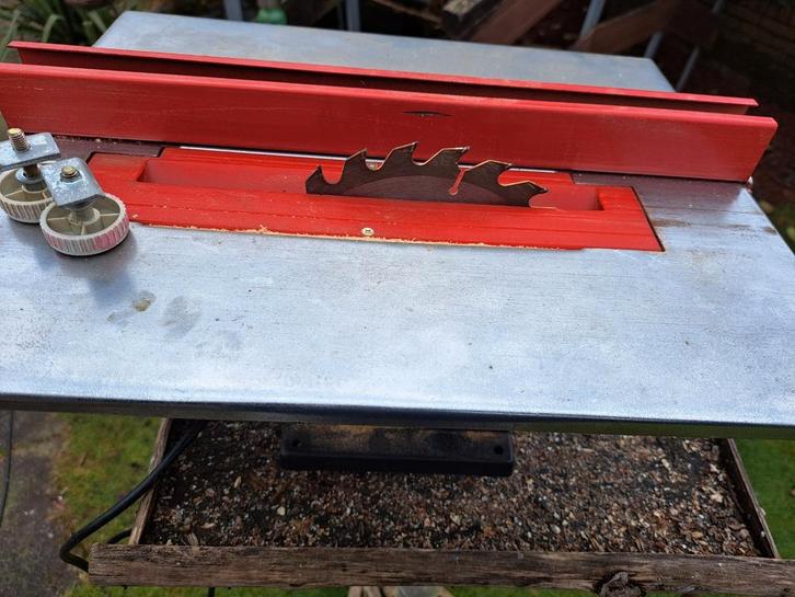 Mannesmann Tafelzaagmachine, Doe-het-zelf en Verbouw, Gereedschap | Zaagmachines, Gebruikt, Cirkelzaag, 600 tot 1200 watt, 30 tot 70 mm