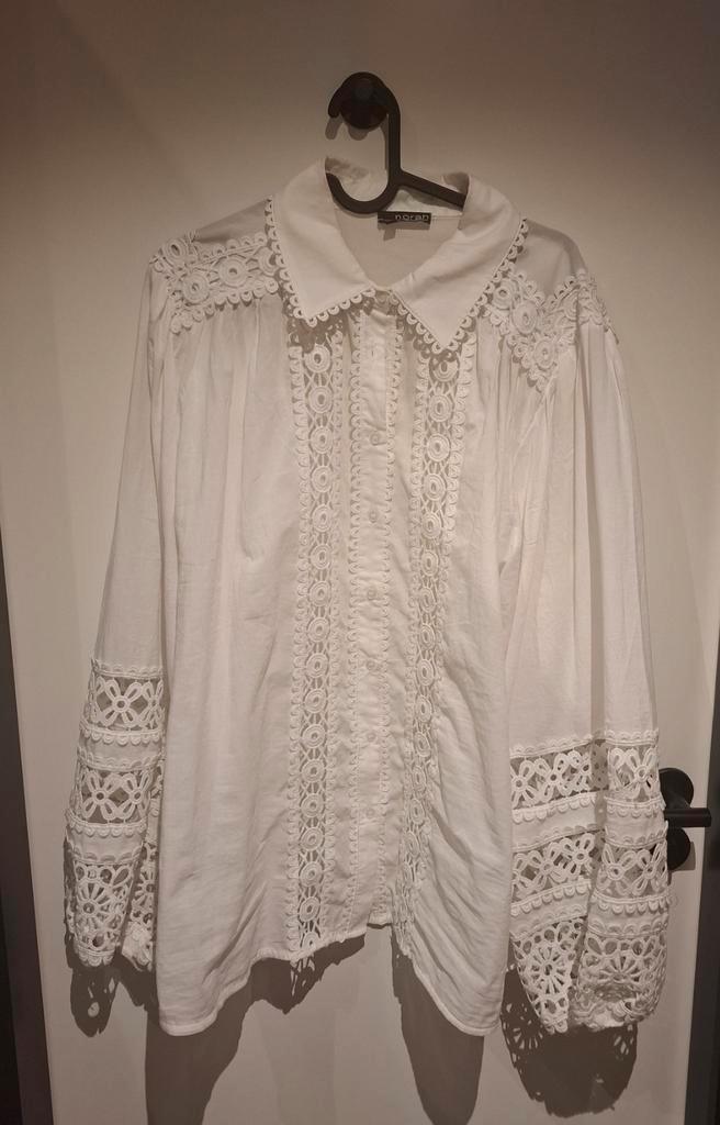 Witte blouse met open borduursels van Norah, maat 48, Kleding | Dames, Blouses en Tunieken, Zo goed als nieuw, Maat 46/48 (XL) of groter